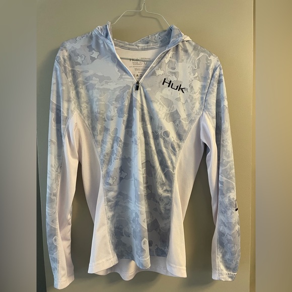 Huk Tops - Huk Performance Fishing White Camo Long Sleeve Shirt With Hood Women Medium